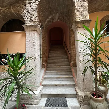 Domus Isidis