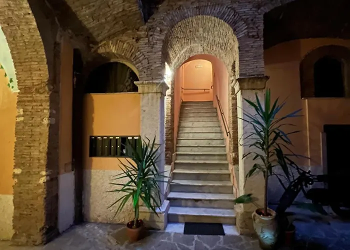 Domus Isidis Bed & Breakfast 3*